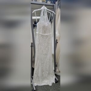 Sz 1/2 Dave and Johhny wedding dress